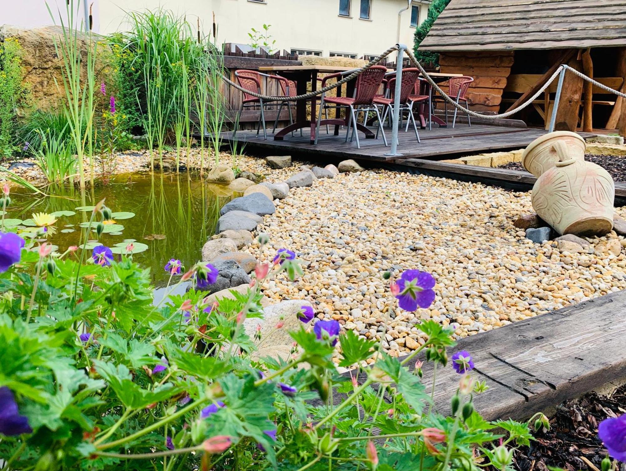Restaurant Und Pension Zur Puppenstube Stolpen Exterior foto